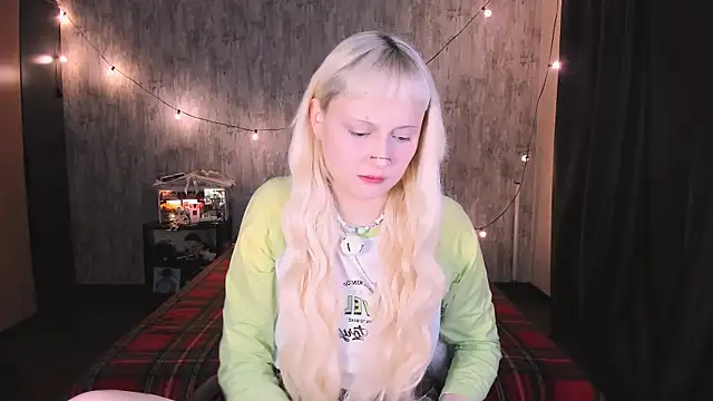 MariaMango online show from 25, 11, 2025