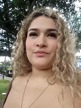 Sara smiiith211 online show from 9, 1, 2026