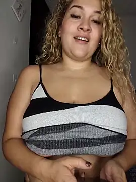 Sara smiiith211 online show from 21, 12, 2025