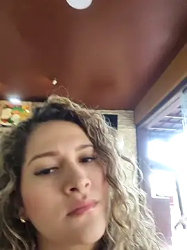 Snapshot of Sara_smiiith211 chatting on 12, 3, 2025 Sara smiiith211 online show from 12, 3, 2025