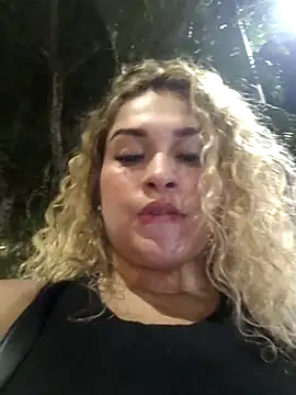 Sara smiiith211 online show from 20, 12, 2025