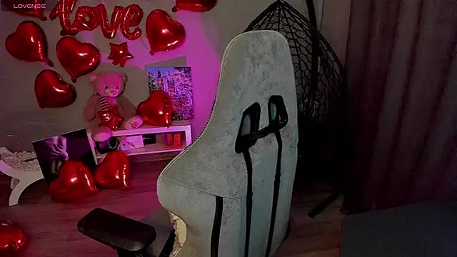 lily williamss online show from 16, 2, 2025