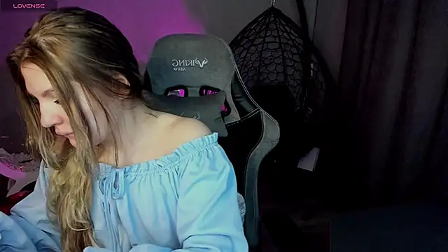 lily williamss online show from 6, 3, 2025