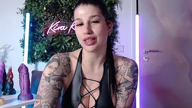 KiraKane1 online show from 6, 10, 2025