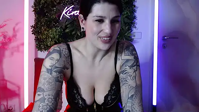 KiraKane1 online show from 18, 2, 2025
