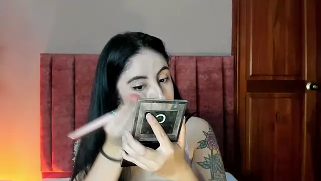 Emilywatsonn online show from 7, 3, 2026