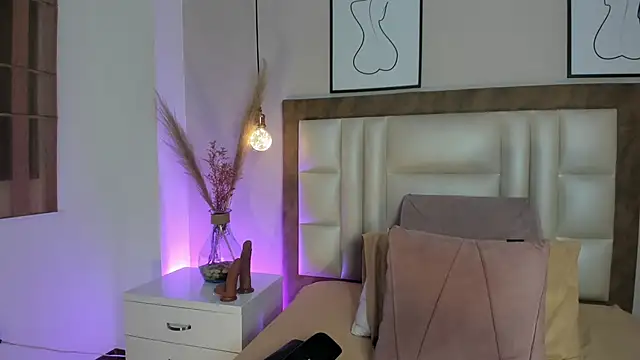 Emilywatsonn online show from 17, 1, 2026