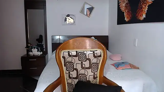 EmilyPeytonn online show from 3, 3, 2025