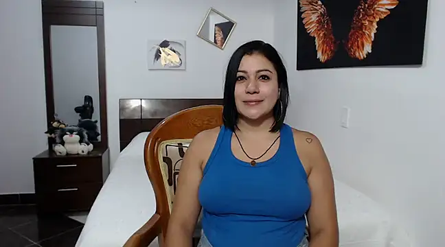 EmilyPeytonn online show from 4, 3, 2025