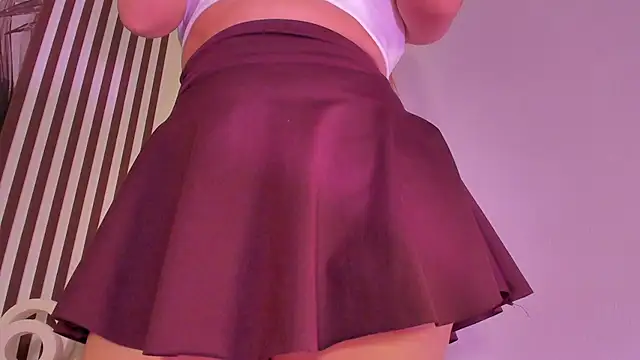 Samaantha-White online show from 8, 11, 2025