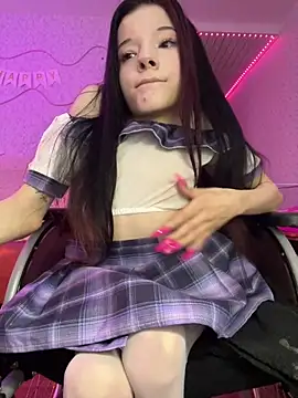 MiniSophiaa online show from 9, 3, 2025