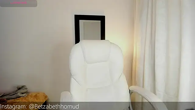 BetzabethHomud0 online show from 14, 11, 2025