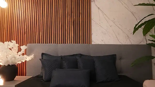 Amelia Rouse online show from 3, 12, 2025