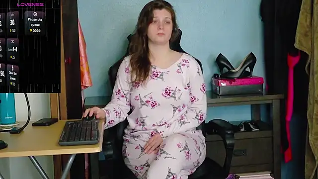 TreeJeanne online show from 26, 10, 2025