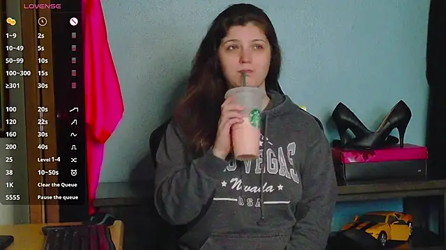 TreeJeanne online show from 3, 11, 2025