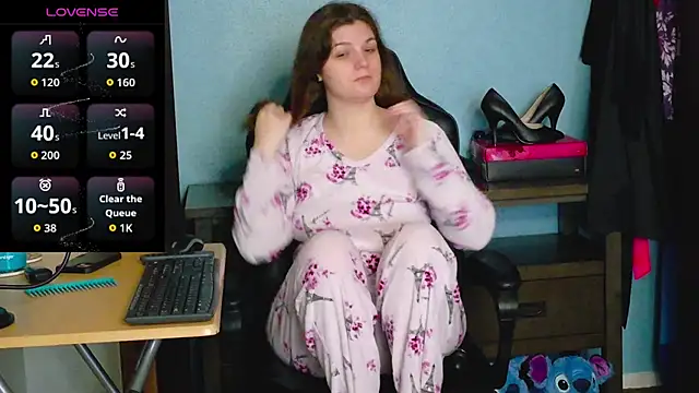 TreeJeanne online show from 28, 11, 2025