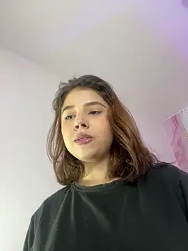 Lia sex69 online show from 8, 3, 2025