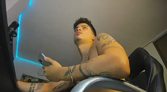 Snapshot of charlie_hotxxx chatting on 13, 2, 2025 charlie hotxxx online show from 13, 2, 2025