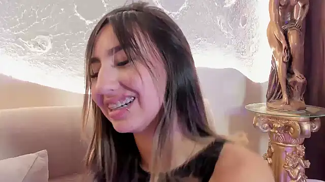 Snapshot of _Emma_Valka chatting on 25, 10, 2025 Emma Valka online show from 25, 10, 2025