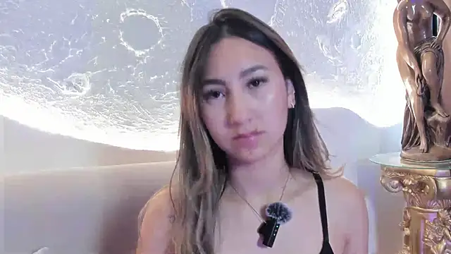 Snapshot of _Emma_Valka chatting on 20, 10, 2025 Emma Valka online show from 20, 10, 2025