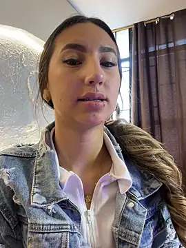 Snapshot of _Emma_Valka chatting on 1, 11, 2025 Emma Valka online show from 1, 11, 2025