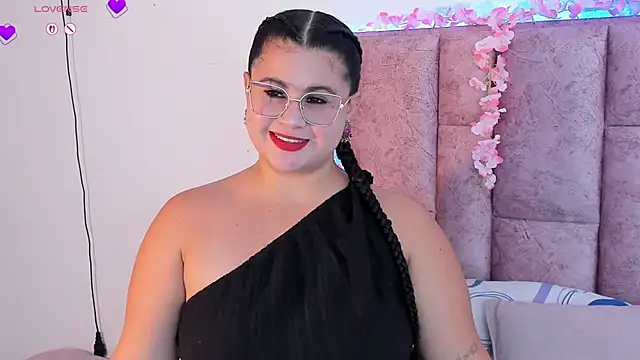 miahkumar online show from 23, 5, 2026