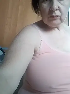 Cherry Amara online show from 28, 1, 2025