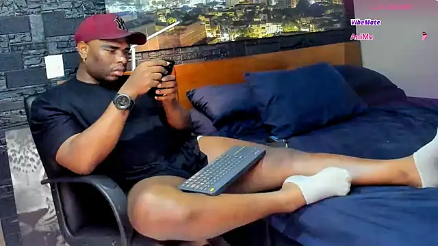 Snapshot of thomas_santtos1 chatting on 21, 3, 2025 thomas santtos1 online show from 21, 3, 2025