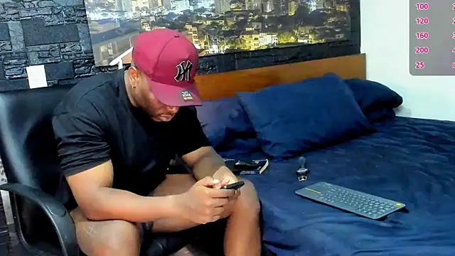 Snapshot of thomas_santtos1 chatting on 28, 2, 2025 thomas santtos1 online show from 28, 2, 2025