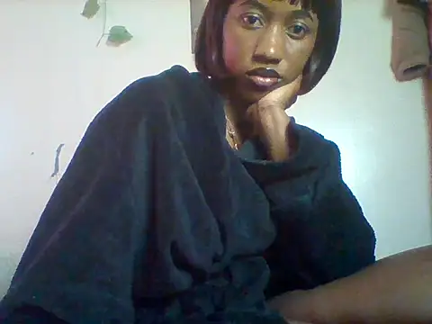 Snapshot of Queeen_model chatting on 25, 6, 2026 Queeen model online show from 25, 6, 2026