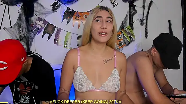 Threesome-no-mercy online show from 5, 11, 2025