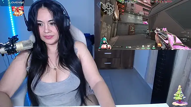 Snapshot of Sunny_Gamer7 chatting on 7, 12, 2024 Sunny Gamer7 online show from 7, 12, 2024