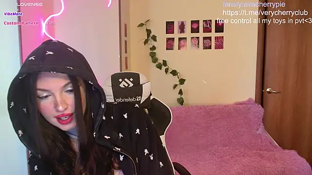 cherry crushhh online show from 21, 1, 2025