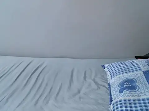 femaqueen online show from 3, 10, 2025