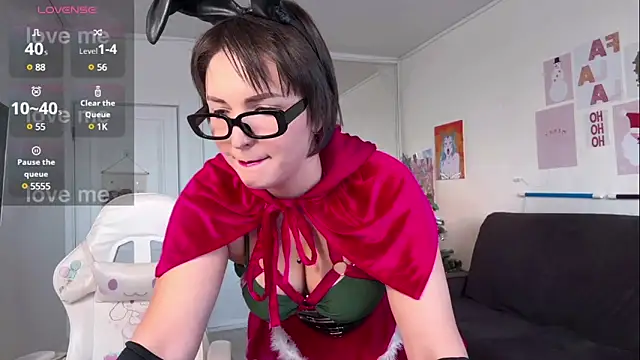 Snapshot of HoneySweetBee chatting on 31, 12, 2024 HoneySweetBee online show from 31, 12, 2024