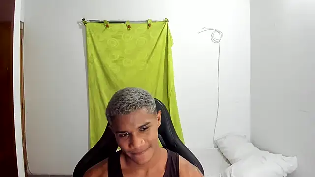 Snapshot of corzoethan chatting on 27, 5, 2026 corzoethan online show from 27, 5, 2026