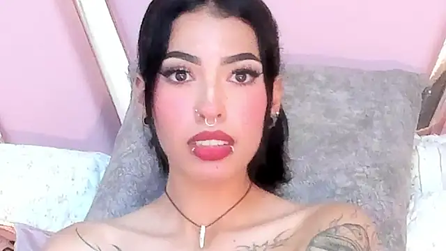 Snapshot of Eva_Benely chatting on 28, 12, 2024 Eva Benely online show from 28, 12, 2024
