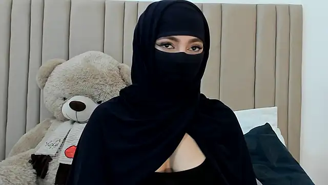 izadii online show from 15, 12, 2025