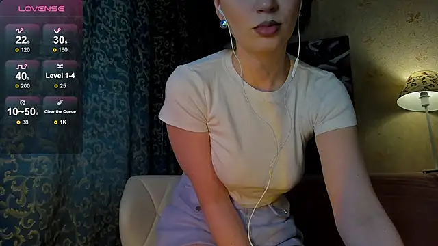 Snapshot of JamieAomi chatting on 6, 3, 2025 JamieAomi online show from 6, 3, 2025