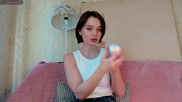 JamieAomi online show from 25, 3, 2026