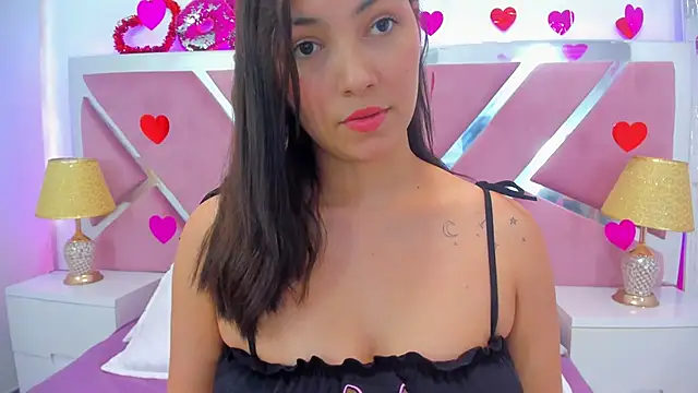 NinnaVous online show from 5, 3, 2025