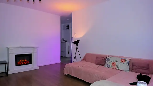 AnysaSmith online show from 5, 12, 2024