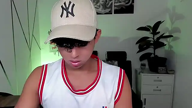 Noah Smith04 online show from 11, 11, 2025