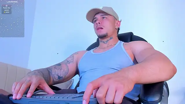 NoahhBrown online show from 5, 11, 2025