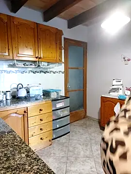 BecciDeluxe online show from 15, 12, 2025