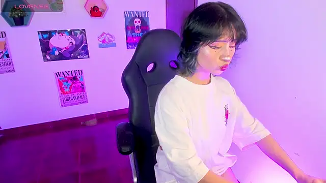 MonxxsLove online show from 4, 4, 2026