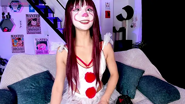 Snapshot of MonxxsLove chatting on 10, 10, 2025 MonxxsLove online show from 10, 10, 2025