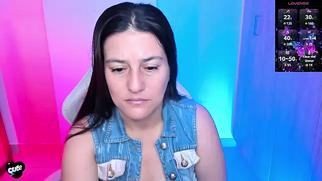 Saskyaa online show from 4, 11, 2025