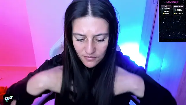 Snapshot of Saskyaa chatting on 2, 7, 2026 Saskyaa online show from 2, 7, 2026