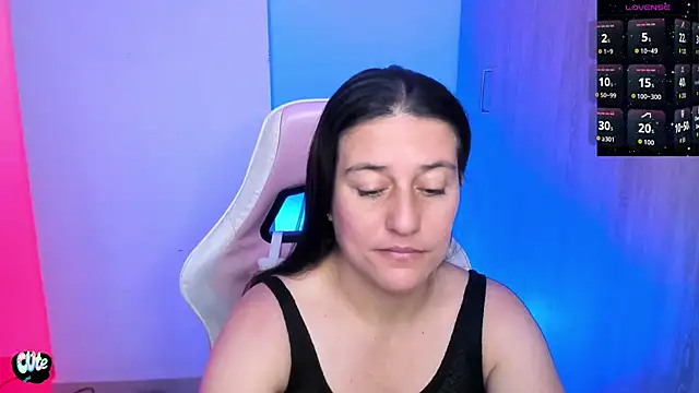 Snapshot of Saskyaa chatting on 1, 7, 2026 Saskyaa online show from 1, 7, 2026